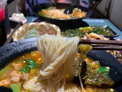 -八月美食小馆(银泰城总店)