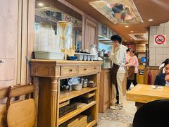 -玛格萝妮比萨屋(四平店)