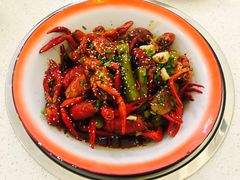 -张大师鸭爪爪特色干锅(南湖店)