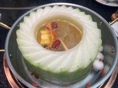 -得意咚瓜·顺德鱼生·冬瓜火锅(深圳首店)