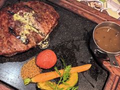 -西语炭烧牛排·西厨(滨湖万科里店)