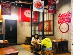 大堂-龍堂蟹黄小笼包(万家丽店)