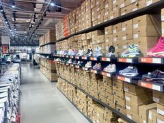 -五环Outlets(高新工厂店)