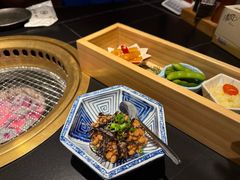 -山川小町·极番烧肉(新地假日广场店)