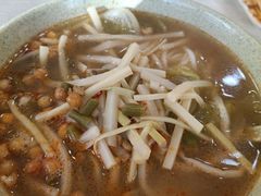 酸辣笋尖粉-桂林米粉(洋桥店)