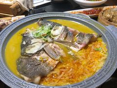 -东口码头·烧鸽子·鱼头泡饼·地方菜(金鹰悦城店)