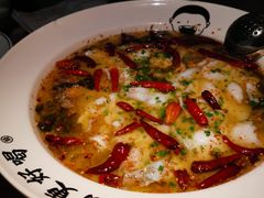 老坛酸菜鲈鱼-江渔兒酸菜魚專門店(顺盈时代广场店)