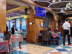 -乡村馕坑肉·烧烤·新疆菜·本地人更爱吃(阿勒泰首店)