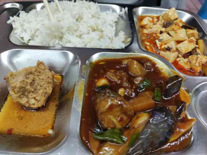 上海对外经贸大学松江校区食堂