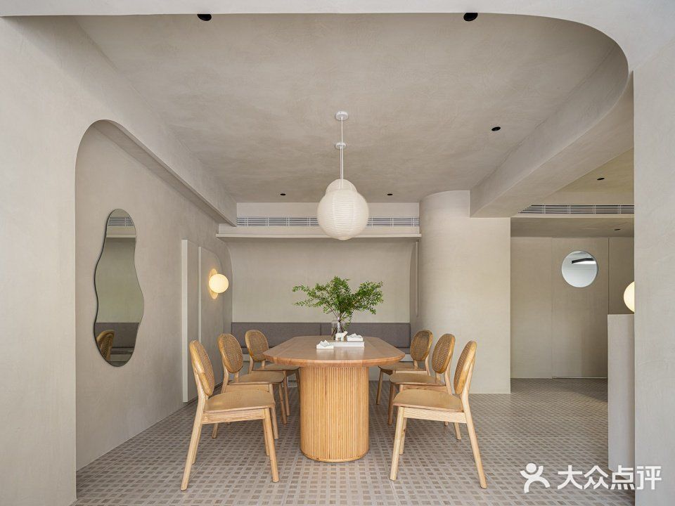 “在经历了五年的发展后，EV CAKE走出之前的工作