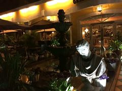 -火车头法国西餐厅