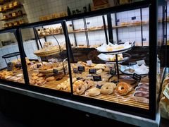 面包甜点陈列柜-81bakery(关山路店)