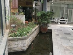 -泉乐坊步行街(烟酒特产平价超市店)