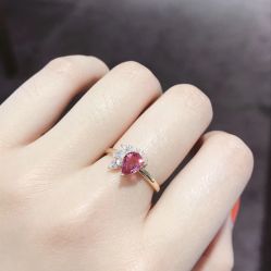 -威德钻石-克拉钻大本营(南京东路店)