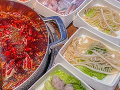 -来龍儿鲜切牛肉自助老火锅