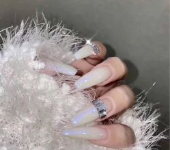 -慕拉美甲美睫皮肤管理