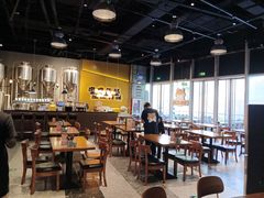 -HUZI虎滋精酿餐吧(京西大悦城店)