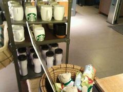 -星巴克(昆明金鹰天地店)