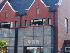 -钟书阁(松江泰晤士小镇店)