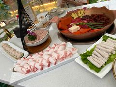 -墨居上隐·院子里火锅(峨眉店)