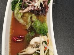 -赶海部落海鲜城(海阳路店)