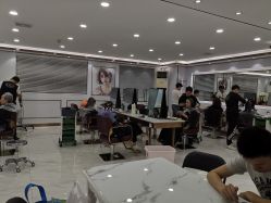 -镁连社·美联社