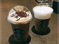-星巴克(杭州湖滨银泰E区店)