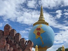-一寨两国风景区