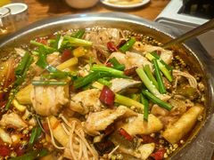 -乡土特色.冷锅鱼.牦牛肉汤锅