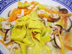 -客家大院·非遗赣南客家菜(郁孤台店)
