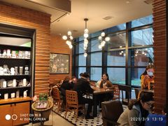 -星巴克(上海虹桥新天地二店)