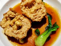 蛋黄狮子头-前海沿·青岛菜(李沧万达店)