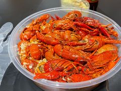 装蒜香小龙虾霸王桶-七鲜超市(通州ONE店)