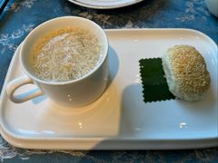 文思豆腐配黄桥烧饼-扬州香格里拉·香宫中餐厅