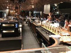 自助取餐区-星巴克(宏汇国际广场店)