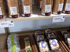 -顶东面包花园·生日蛋糕(世博店)