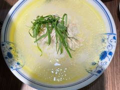 -肖四女乐山跷脚牛肉(世博源店)