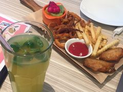 -必胜客(东大桥店)