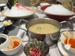 -红鼎豆捞·非遗鲍皇汤火锅(宝丰路店)