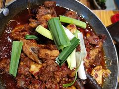 -野山舂·贵州现舂酸汤火锅(鸿通城店)