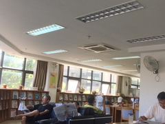 -平凉社区图书馆