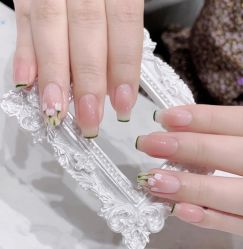 -LILY NAILS美甲美睫