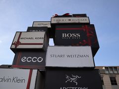 -王府井奥莱临潼小镇(临潼店)