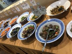 -聚鲜港（五洞）牛肉自选火锅