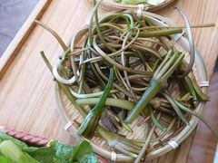 -阿婆情腊排骨火锅(金虹路店)