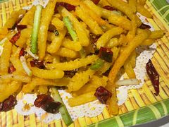 -肥肥虾庄·金牌油焖大虾(沙湖店)
