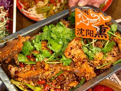 -华府九号海鲜烧烤大排档(龙域店)