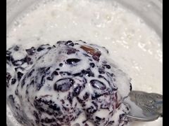 白雪黑糯米-满记甜品(荟聚购物中心店)