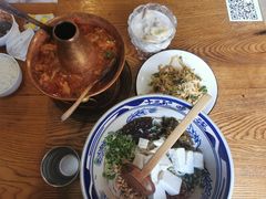 -蜗牛小馆醉乡民谣云南菜(惠新西里店)