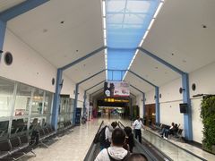 -班达拉奈克国际机场